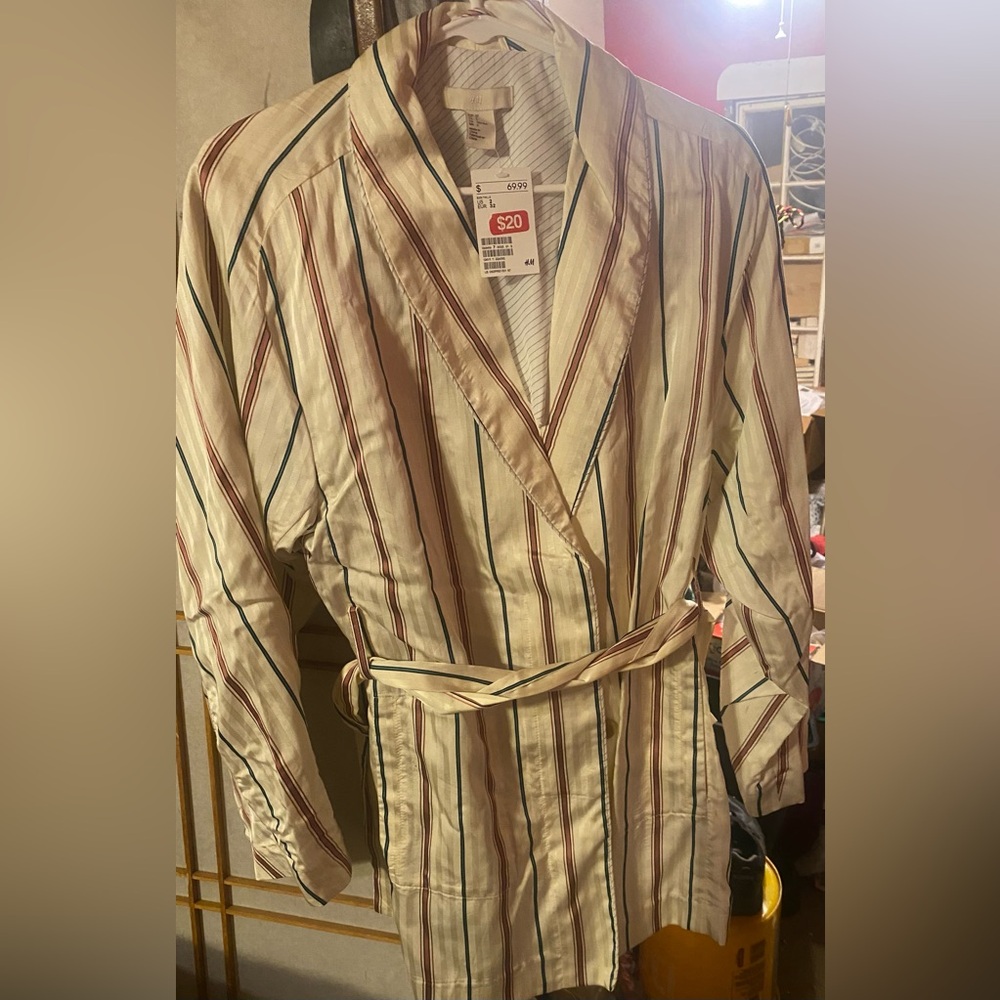 Ladies size 2 H&M Suit Jacket
